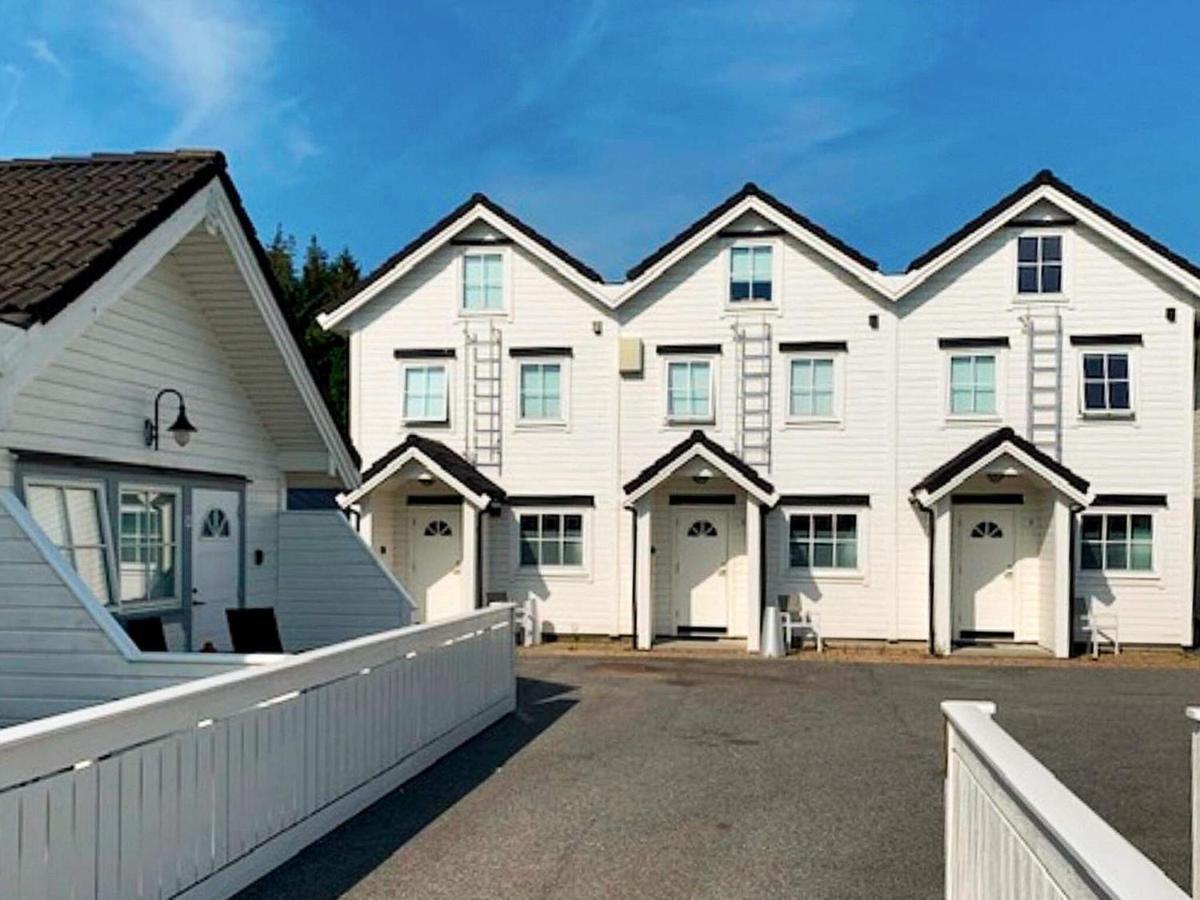 Holiday Home Austrheim IV Fonnes Luaran gambar