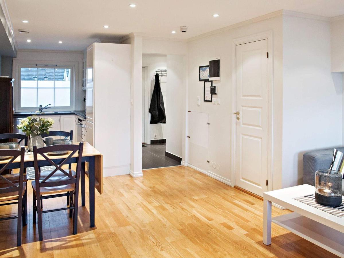 Holiday Home Austrheim IV Fonnes Luaran gambar
